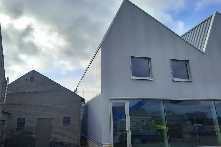 Gevelbekleding in polycarbonaat, foto 2