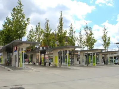 Bushaltes De Lijn Roeselare, foto 5